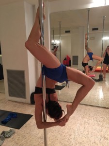 pole dance unicorno