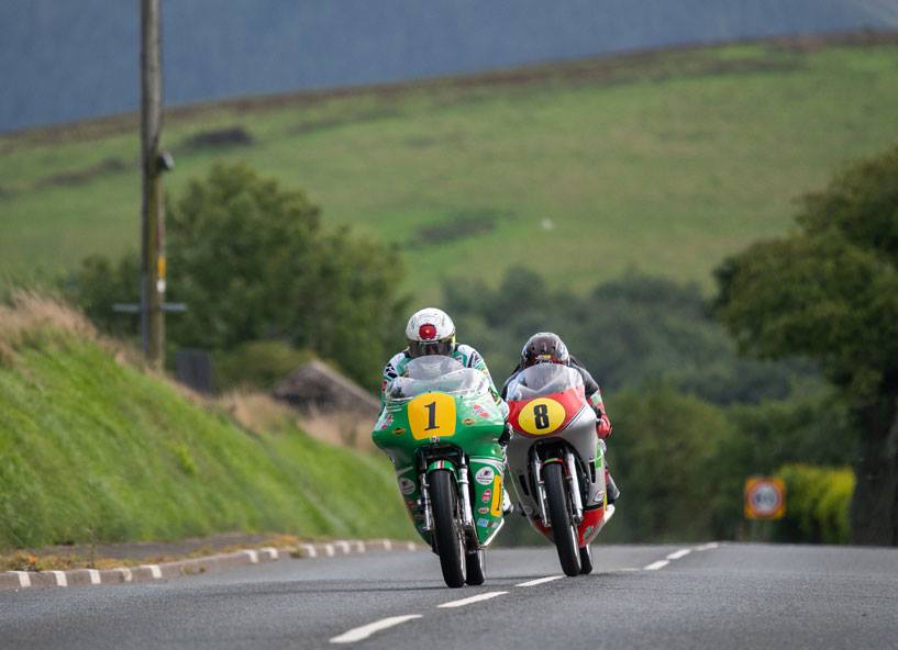 TOURIST TROPHY: LA CORSA MOTOCICLISTICA PIÙ ADRENALINICA